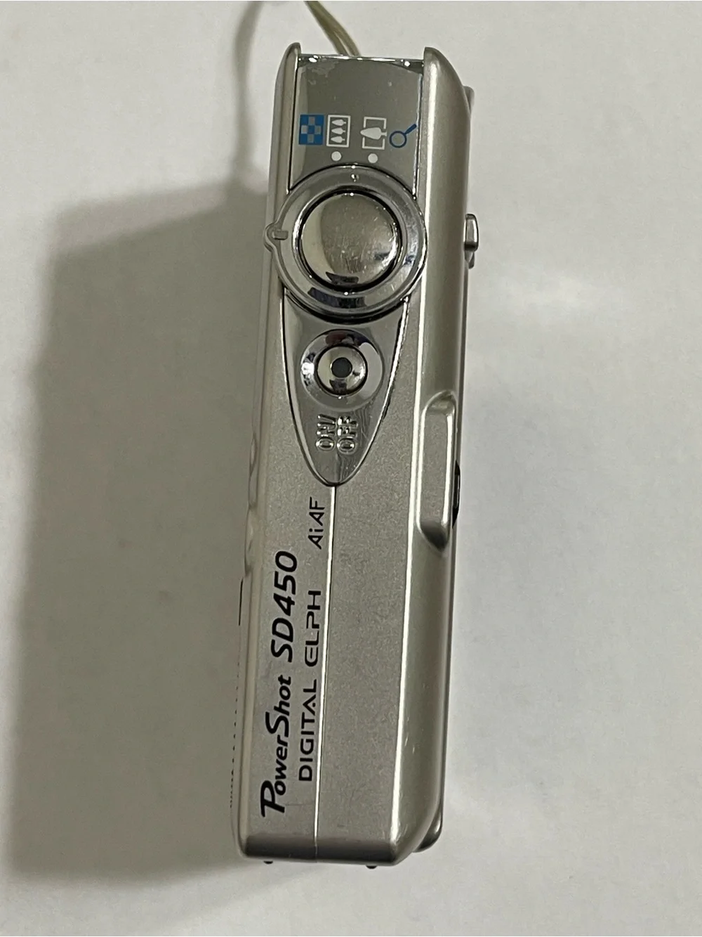 Canon PowerShot SD450 Digital ELPH Compact Camera Vintage Point & Shoot in Box